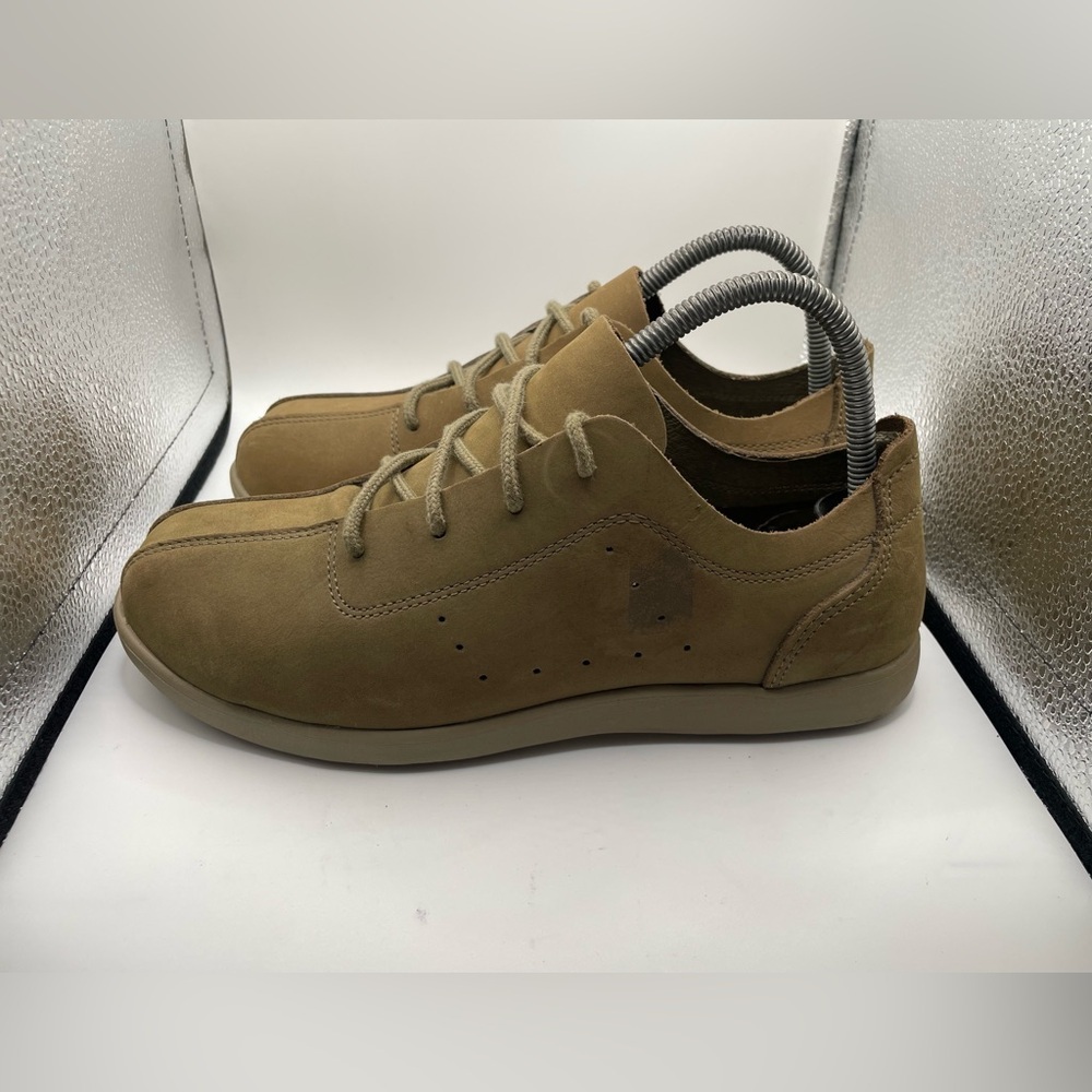 Crocs Venture Men's Tan Casual Shoes size 7